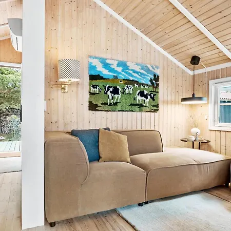 Holiday home Stunning In Sjaellands Odde With Wifi