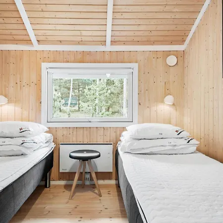 Stunning In Sjaellands Odde With Wifi Holiday home *