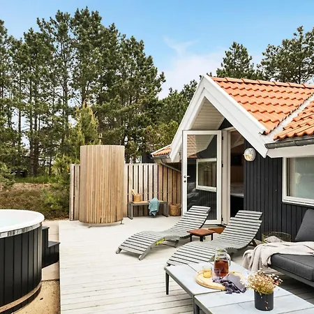 Stunning In Sjaellands Odde With Wifi Yderby
