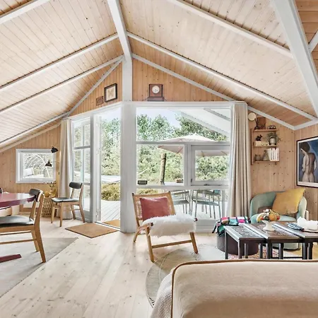 Stunning In Sjaellands Odde With Wifi * Yderby